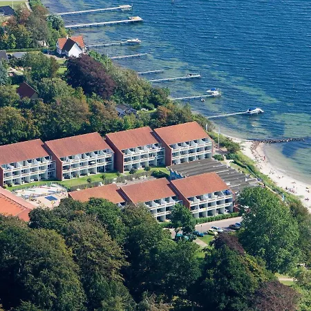 Lxxv Apartman *